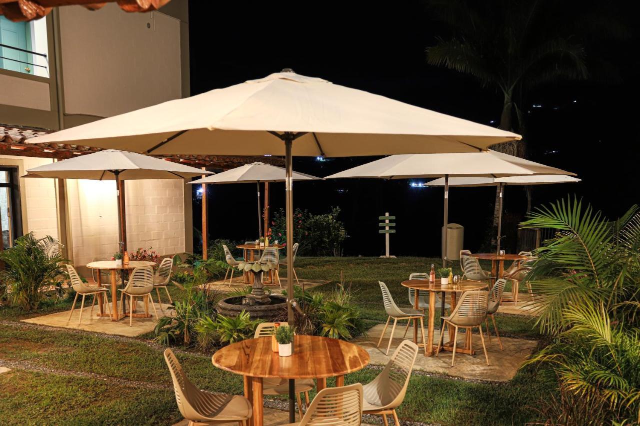 Soy Local Guatape Hotel Exterior photo