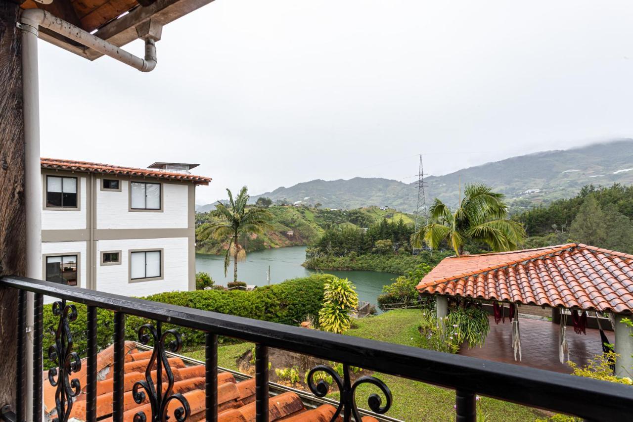 Soy Local Guatape Hotel Exterior photo